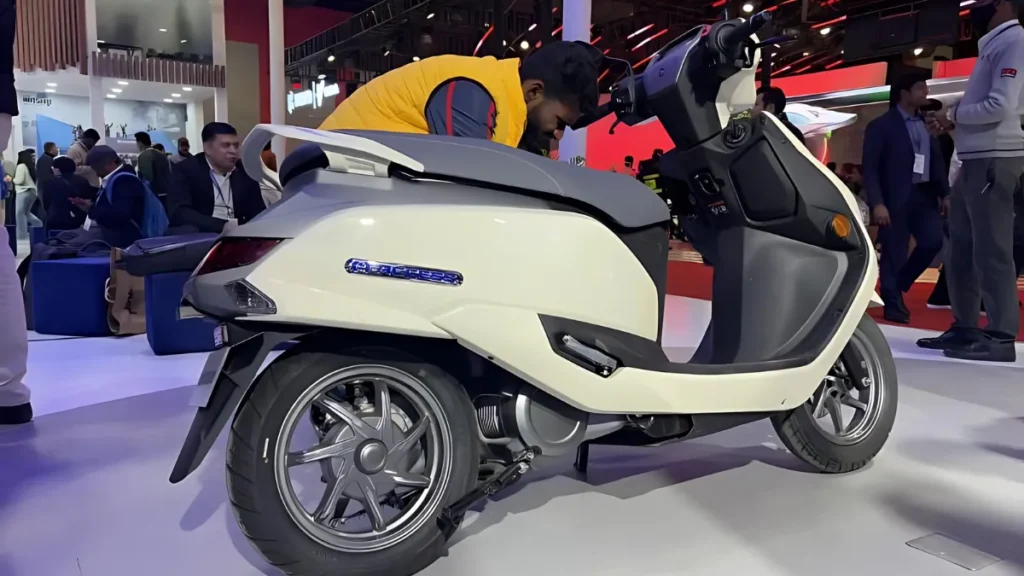 Suzuki Scooter Full Details
